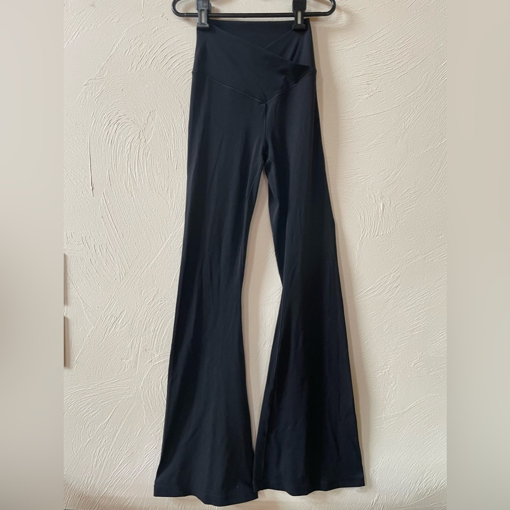 OFFLINE By Aerie Real Me High Waisted Crossover Flare Legging